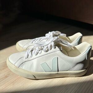 Veja Women's White and Cream Sneakers